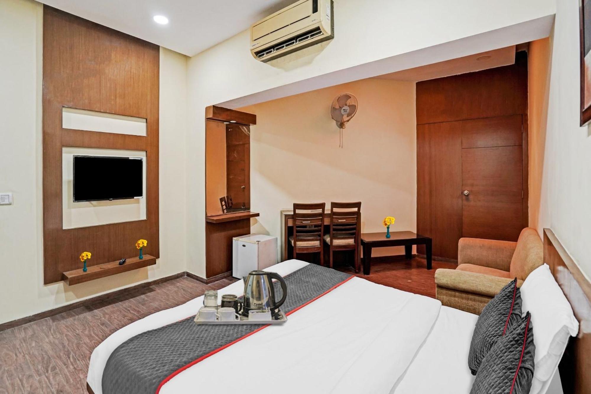 Hotel O Royal Regency Ghaziabad Exterior photo